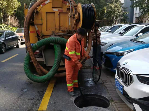 木鱼镇排污管道清淤